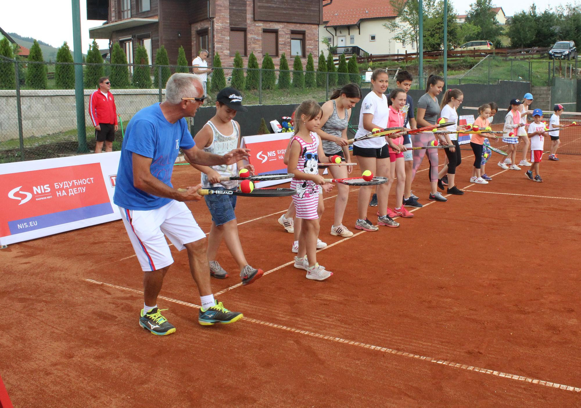 (FOTO) ODRŽANA "NIS OTVORENA ŠKOLA TENISA" NA ZLATIBORU! 